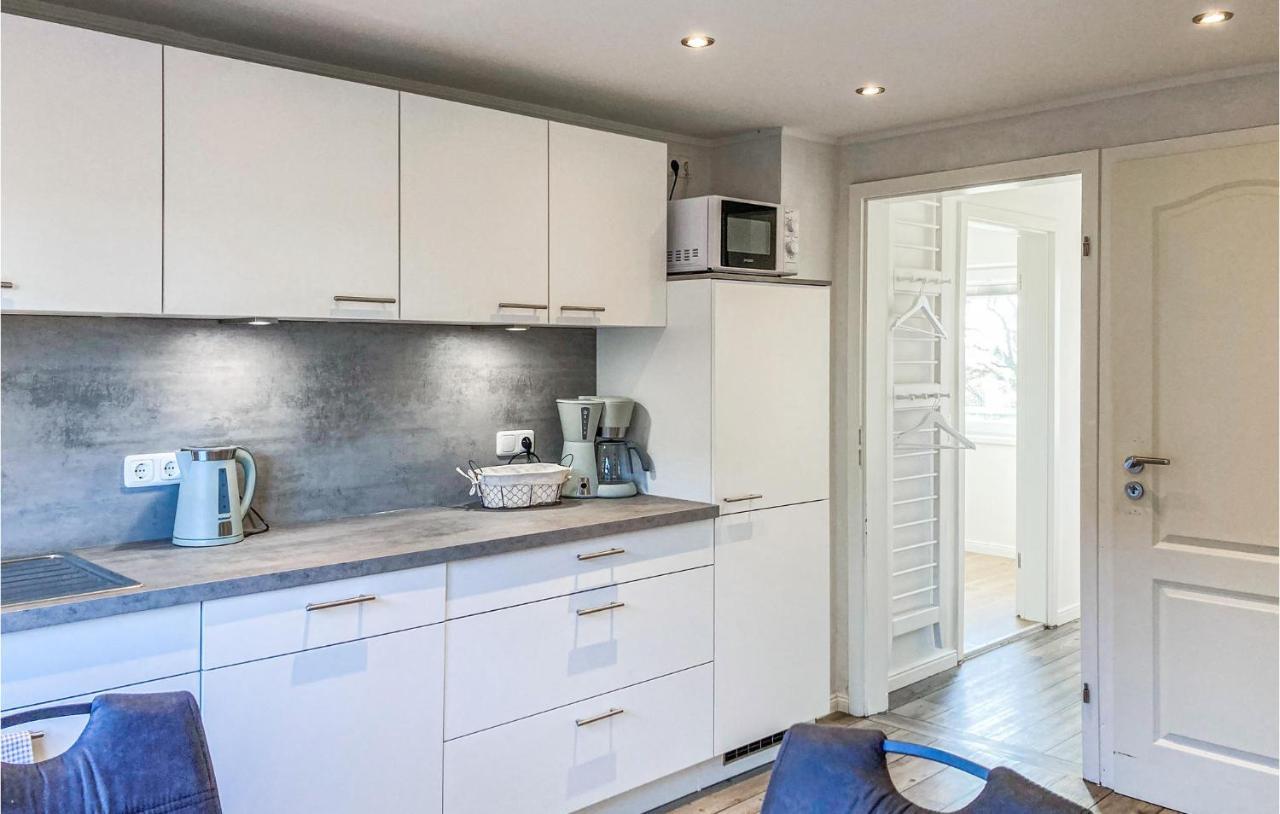 Nice Home In Niebuell With Kitchen Екстер'єр фото